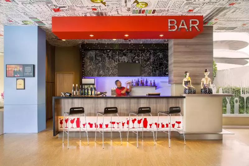 ホテル Ibis Surabaya City Center