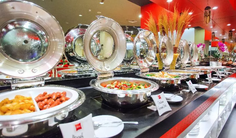 ホテル Ibis Surabaya City Center
