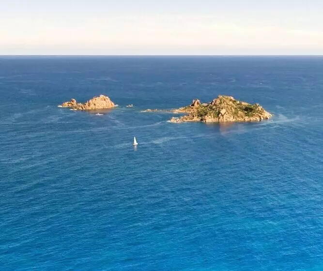 فندق Marina Torre Navarrese Resort