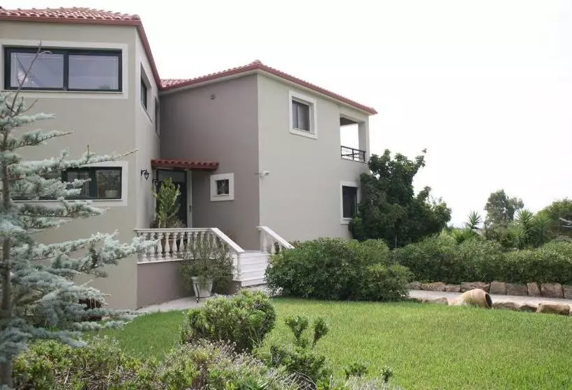 בית מלון כפרי Pagonis Studios