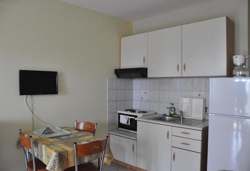 בית מלון כפרי Pagonis Studios