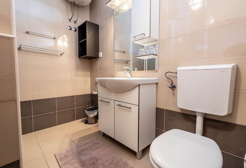 فندق Pansion Epetium