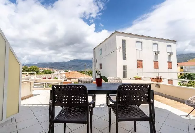 Hotel Pansion Epetium