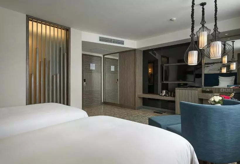 هتل Paradise Suites