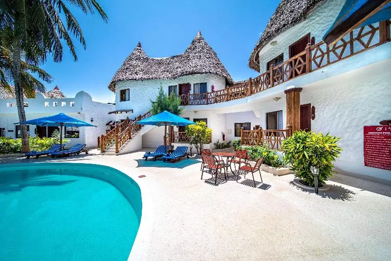 هتل Prideinn Nyali Cottages