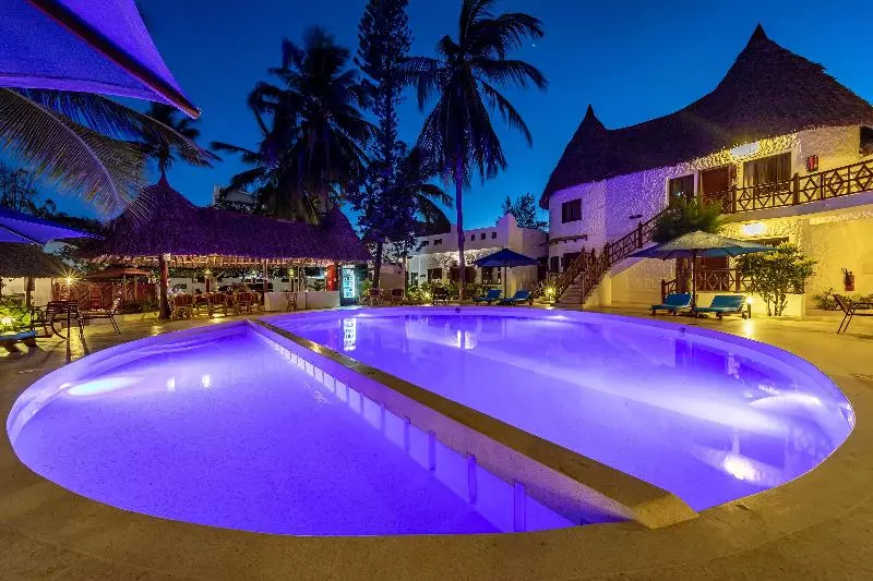 هتل Prideinn Nyali Cottages