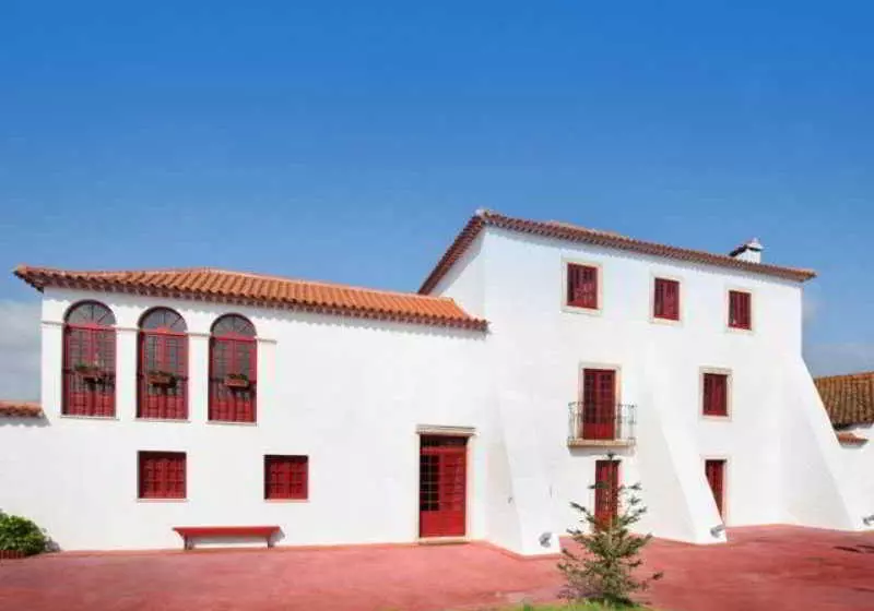 Отель Solar Doespirito Santo