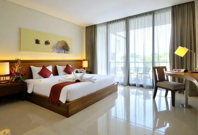 ホテル Taksu Sanur