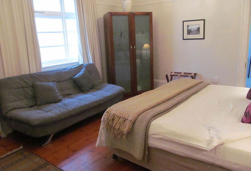 בית מלון כפרי The Vic