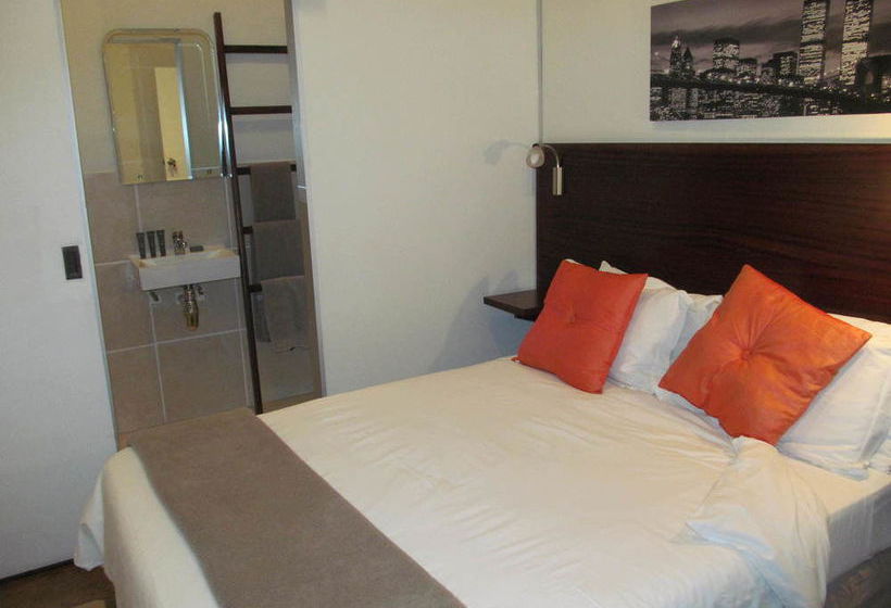 בית מלון כפרי The Vic