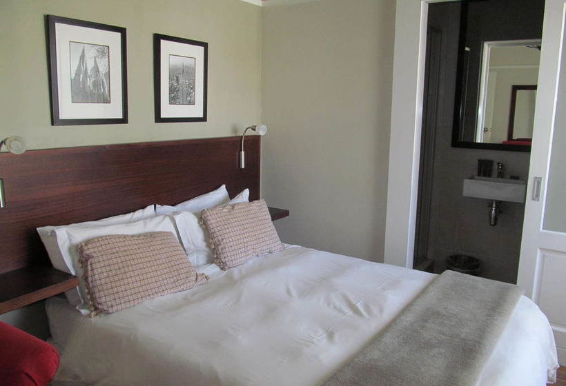 בית מלון כפרי The Vic