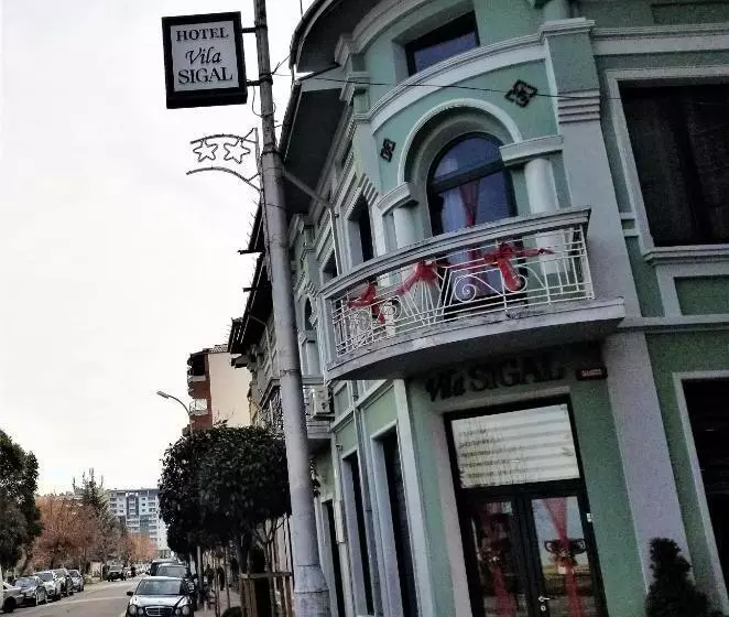 호텔 Vila Sigal Pogradec