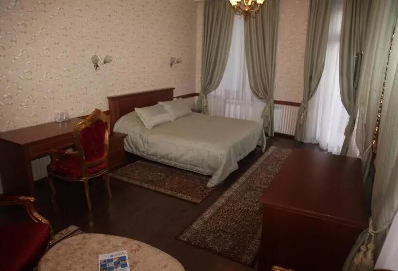 호텔 Vila Sigal Pogradec