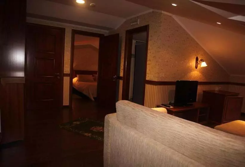 호텔 Vila Sigal Pogradec