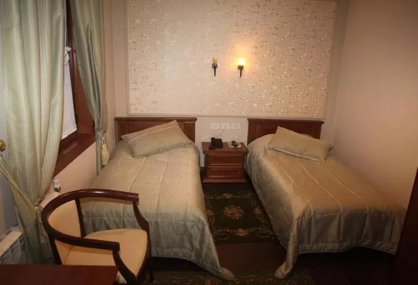 호텔 Vila Sigal Pogradec