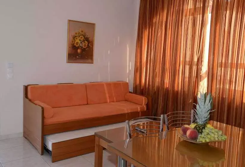 Maria S Filoxenia Suites