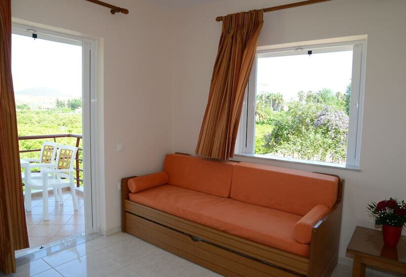 Maria S Filoxenia Suites
