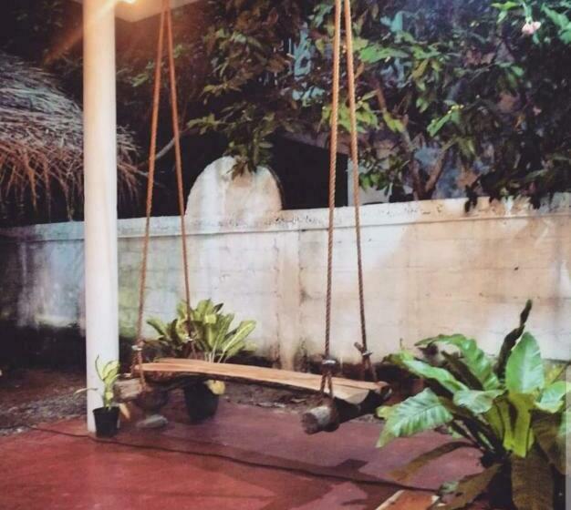 هاستل Bohemian Beach Weligama