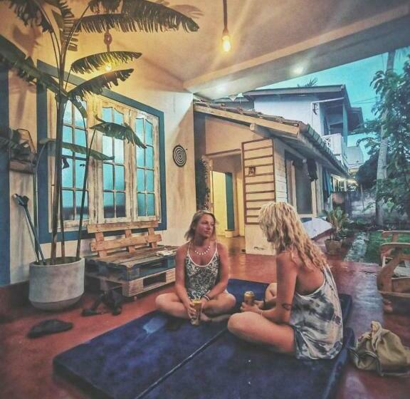 هاستل Bohemian Beach Weligama