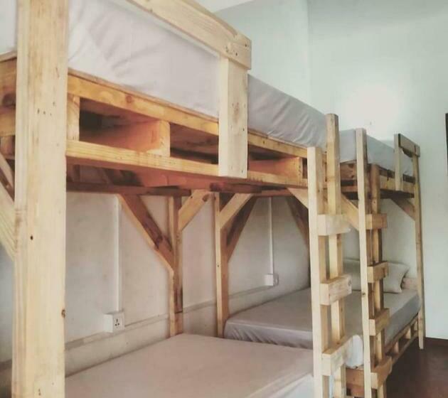 هاستل Bohemian Beach Weligama