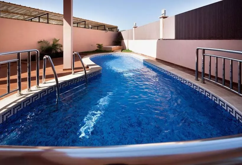 Aparthotel Luar