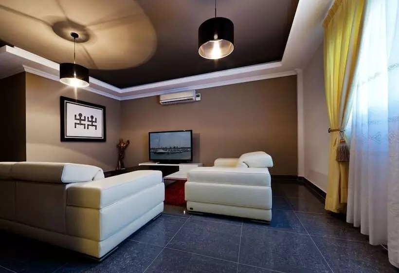 Aparthotel Luar