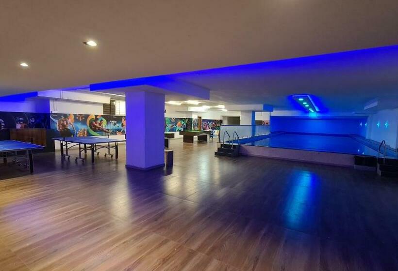 酒店 Galaxy Club &