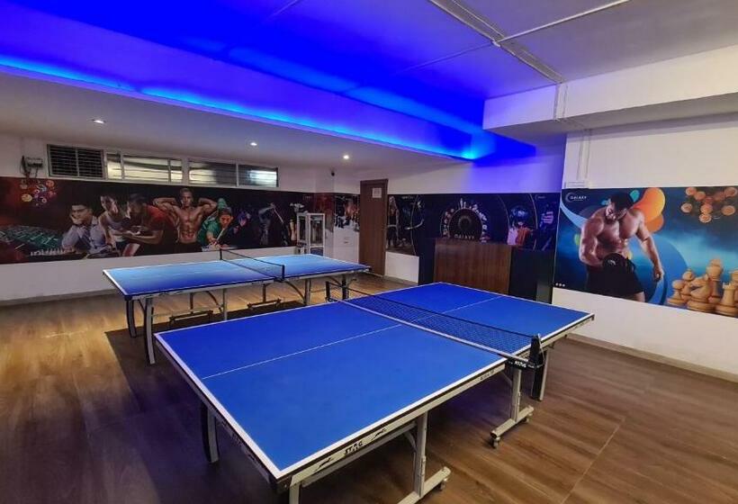 酒店 Galaxy Club &