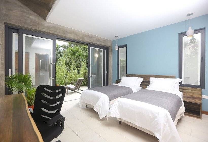 هتل Sol Sanctum Boutique Wellness