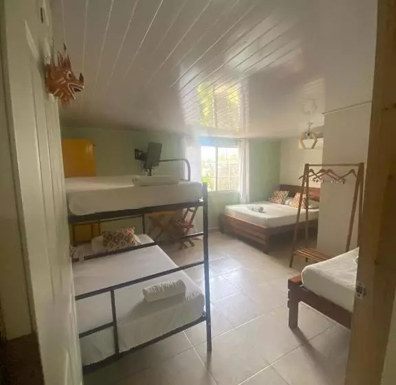 ペンション Hostel Travelers Chitre