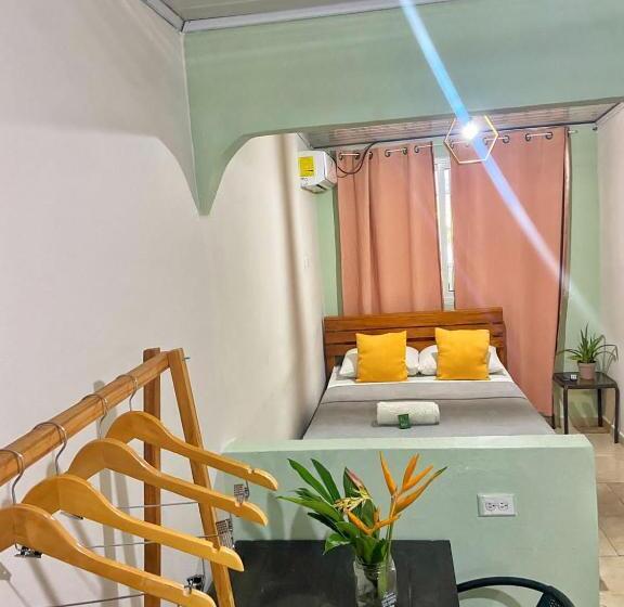 פנסיון Hostel Travelers Chitre