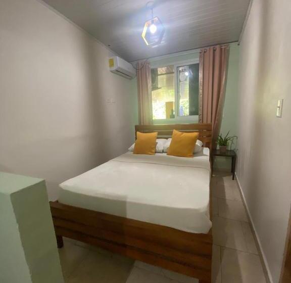 פנסיון Hostel Travelers Chitre