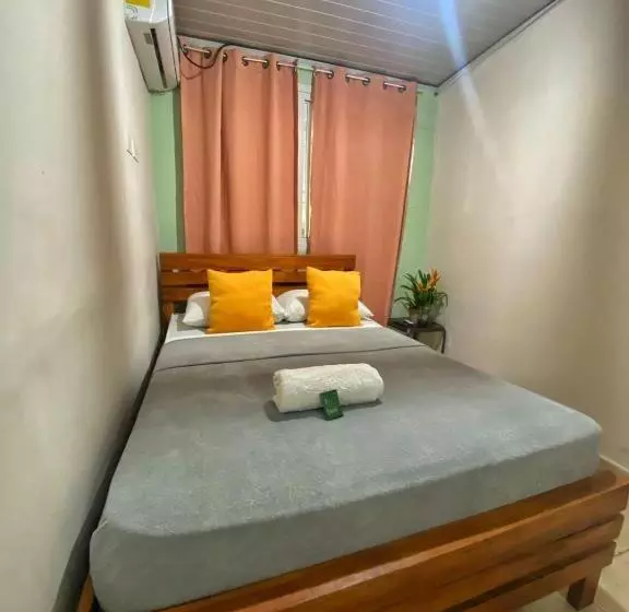ペンション Hostel Travelers Chitre