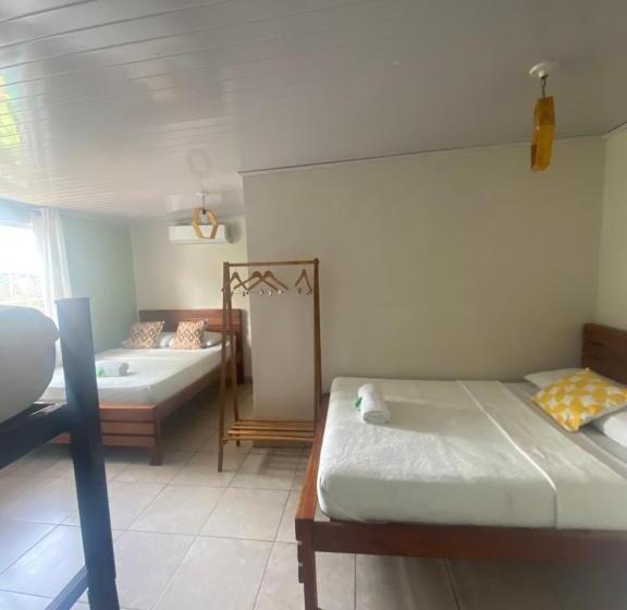 פנסיון Hostel Travelers Chitre