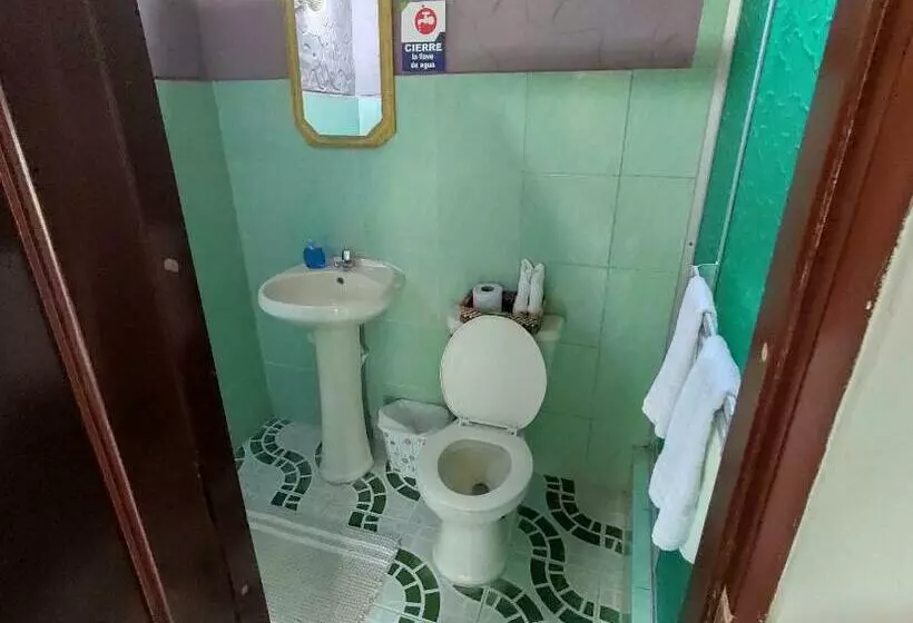 Retkeilymaja Casa Del Merman At Gaymontanita House