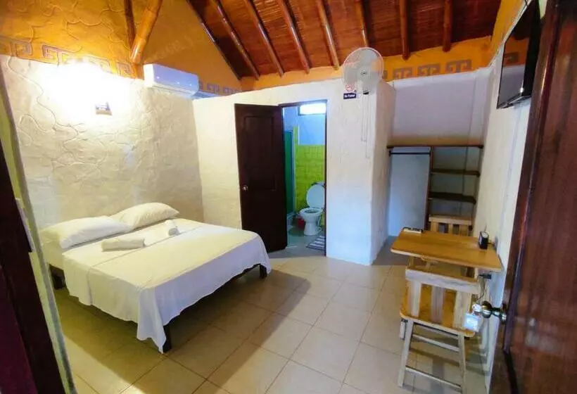 Retkeilymaja Casa Del Merman At Gaymontanita House