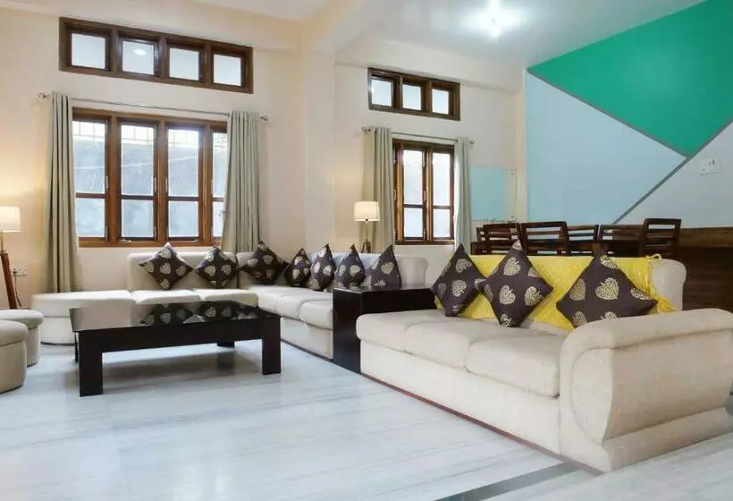 تختخواب و صبحانه Joy S Bnb