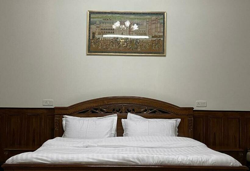 צימר The Edgeworth