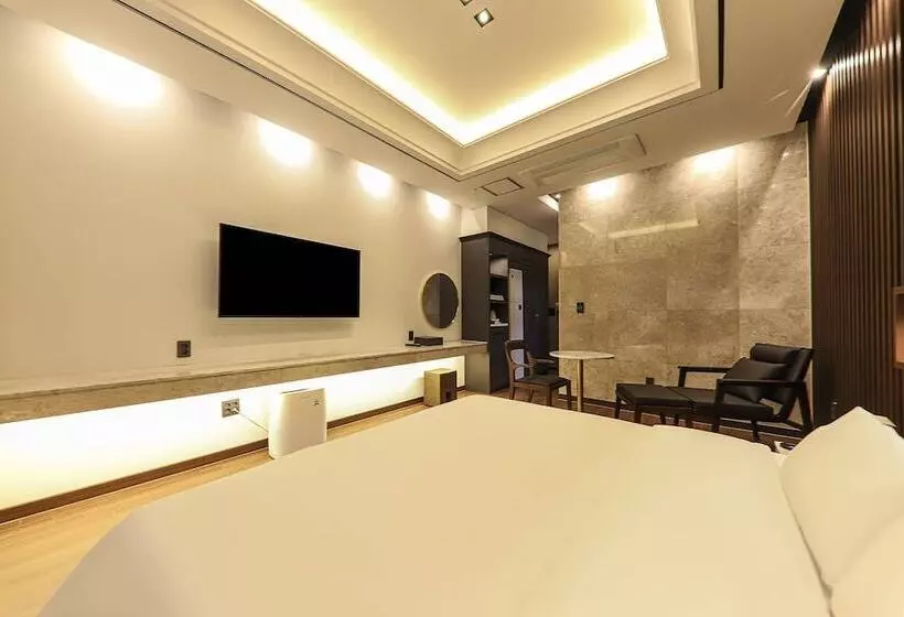 Hotelli Demer Mokpo