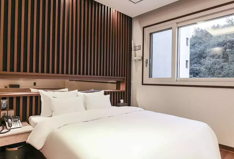 Hotelli Demer Mokpo