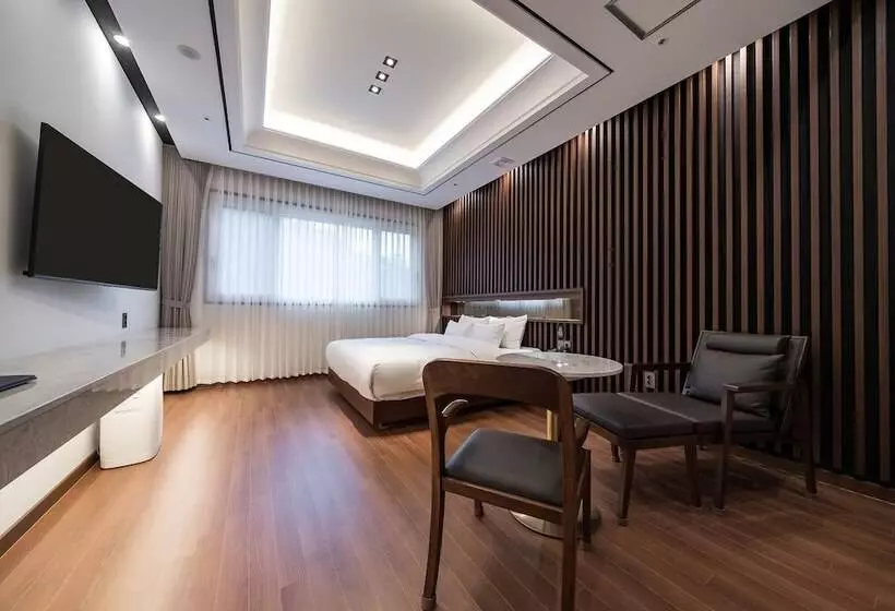 Hotelli Demer Mokpo
