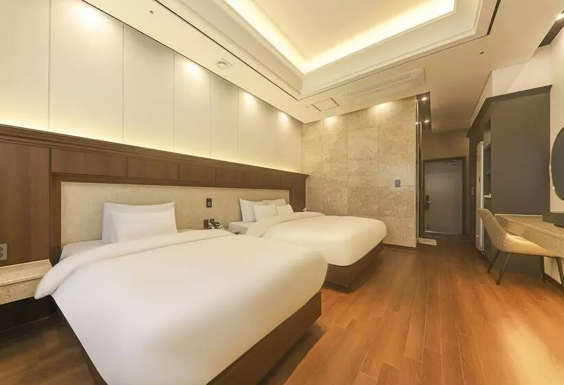 Hotelli Demer Mokpo