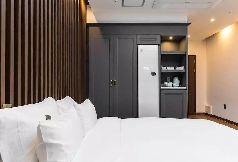 Hotelli Demer Mokpo