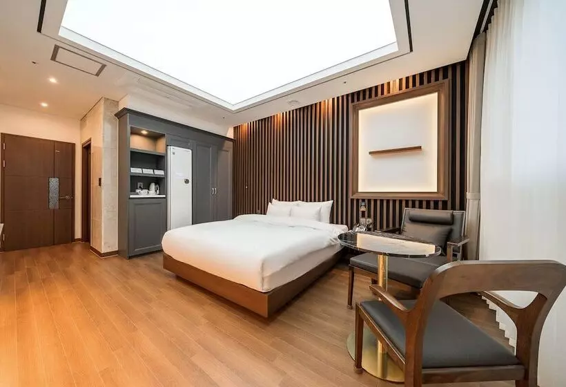Hotelli Demer Mokpo