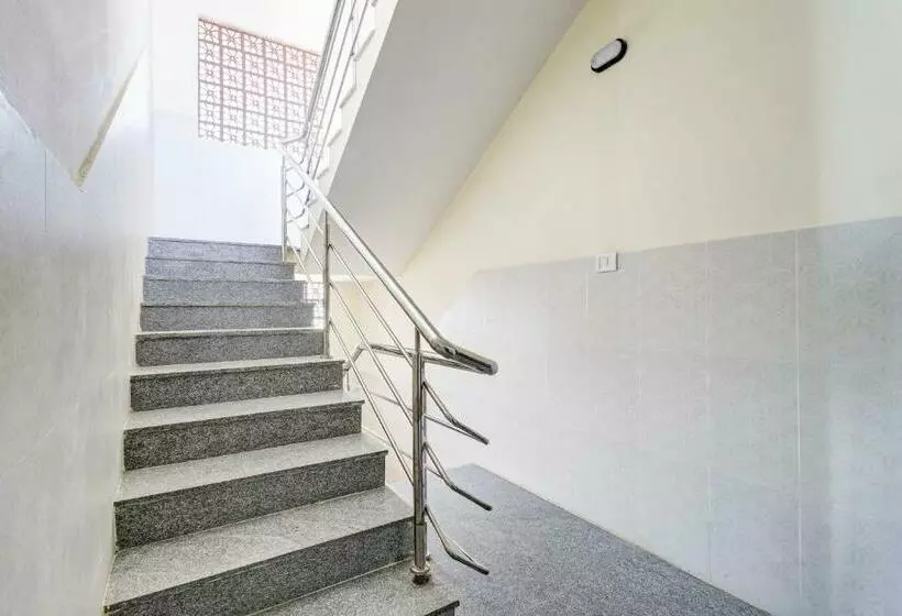 ホテル Oyo 84335 Anjana Residency