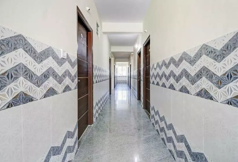 ホテル Oyo 84335 Anjana Residency