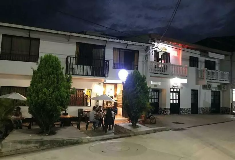 ペンション Buganvilla