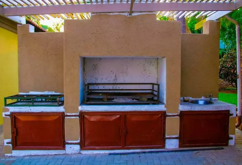 ペンション Maruleng Guest House