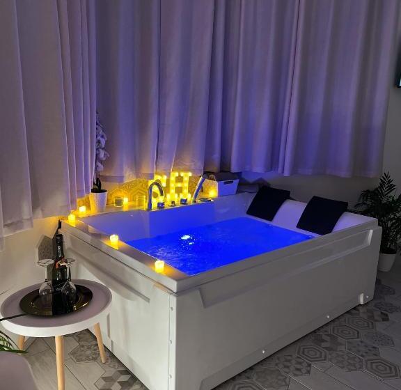 بنسيون Seaside Home