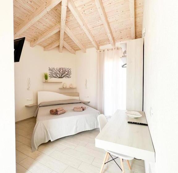 بنسيون Seaside Home